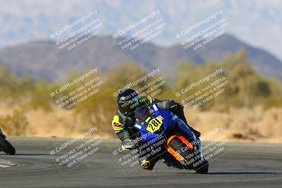 media/Mar-26-2022-CVMA (Sat) [[4461a8f564]]/Race 12 Amateur Supersport Middleweight/